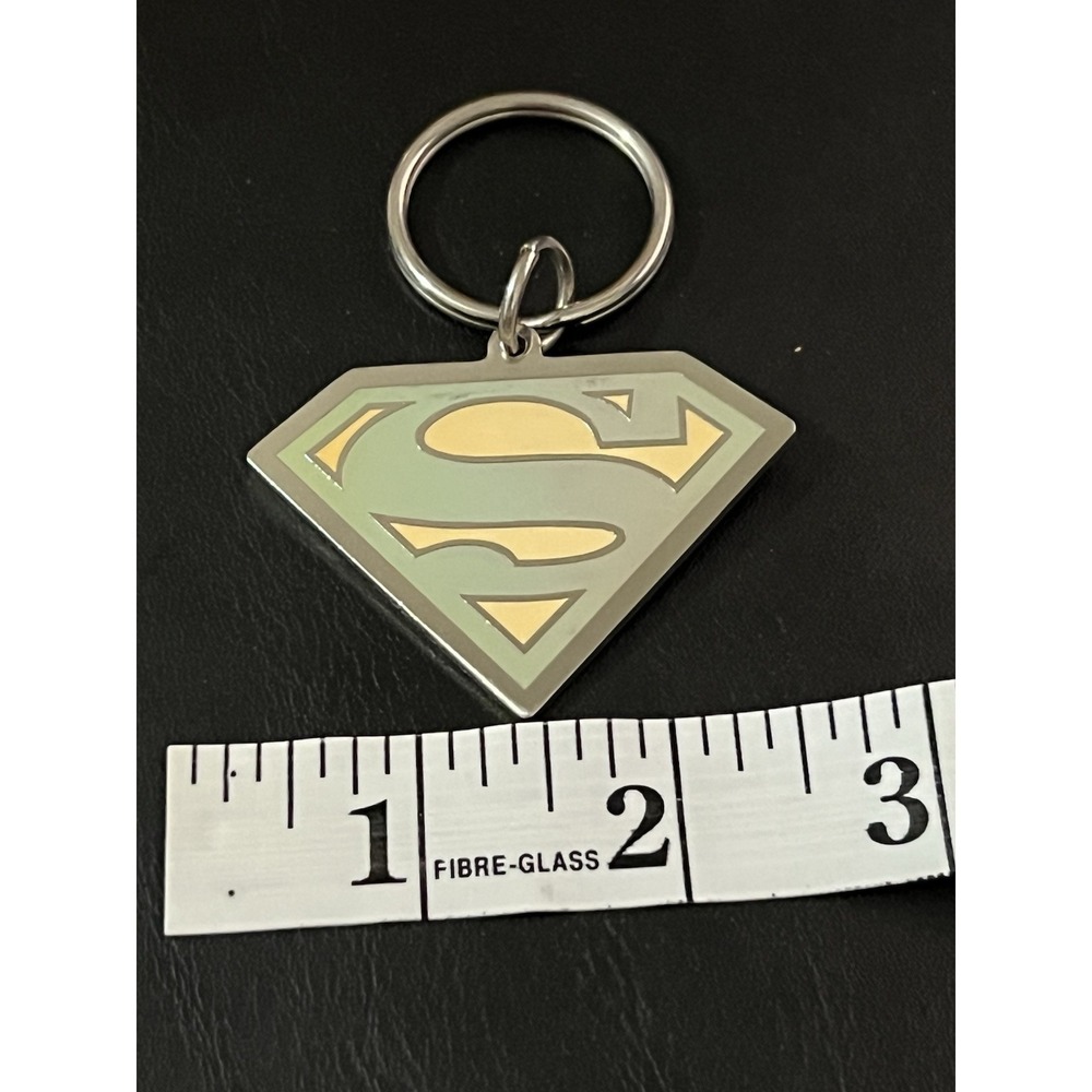 2006 DC Comics Superman Keychain - Picture 8 of 9